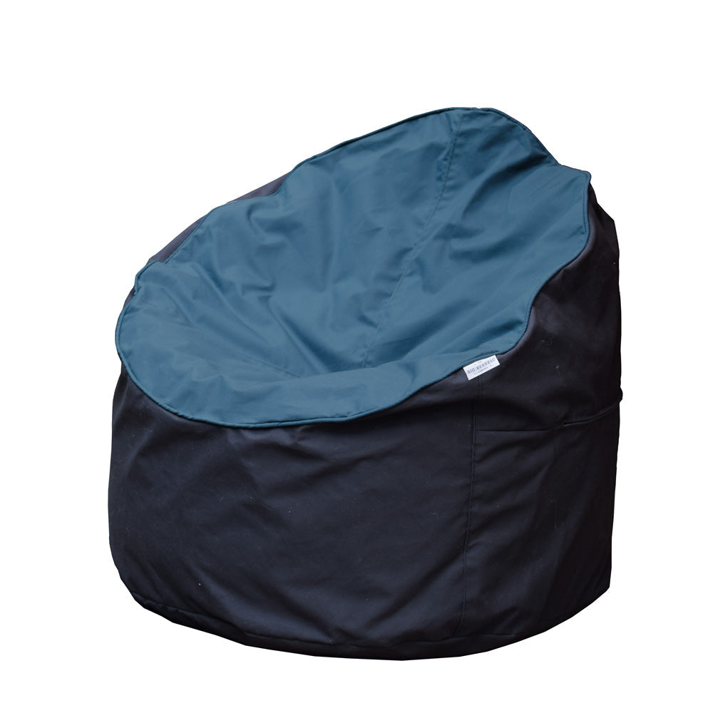 The outdoor bean bag chair - Recycled Plastic filling