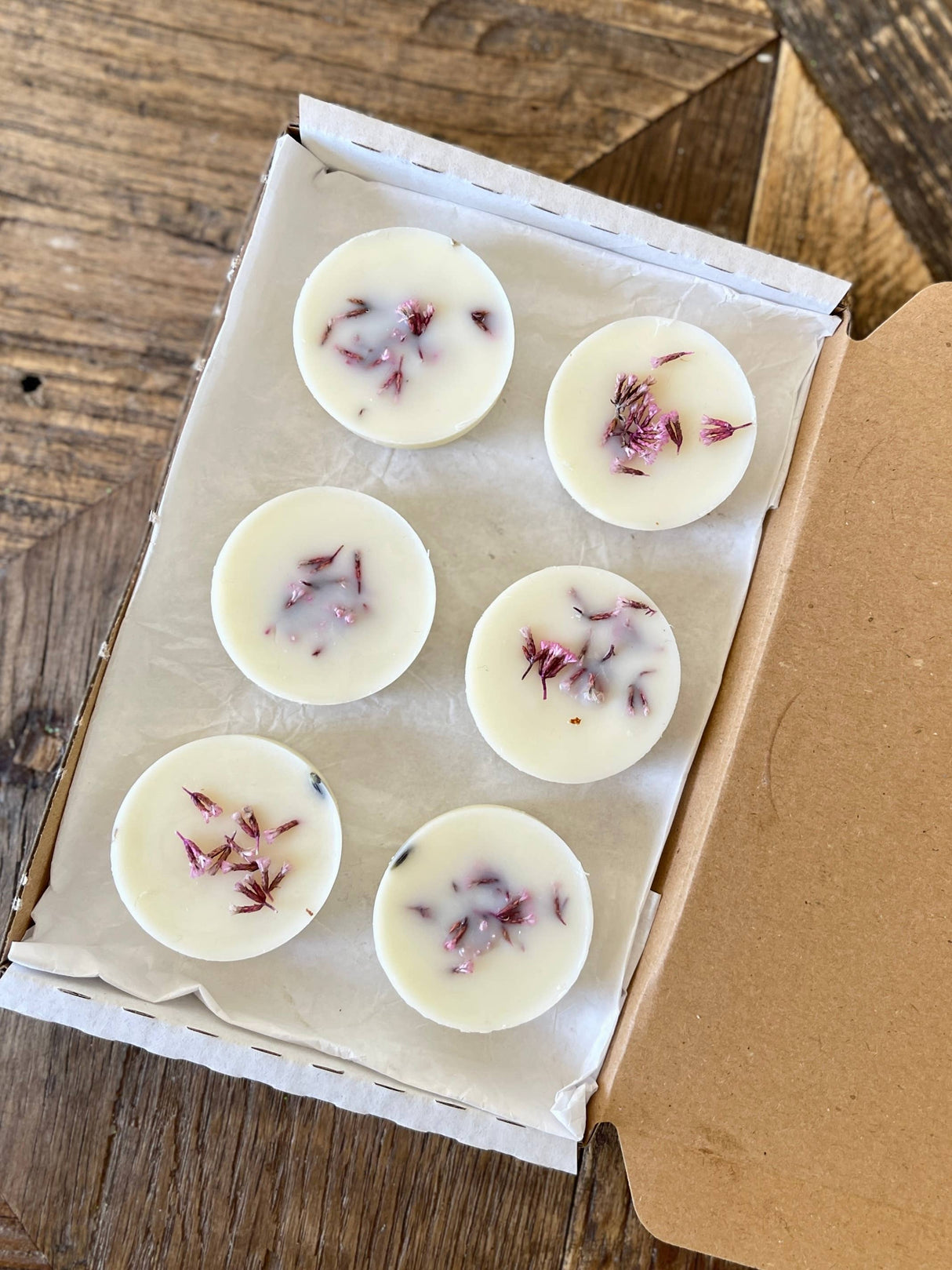 6x Handmade Botanical Soy Wax Melts- Summer Breeze